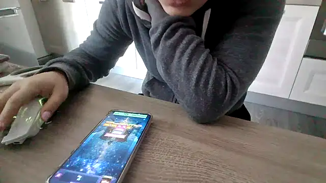 Camaleontica online show from November 12, 8:56 am