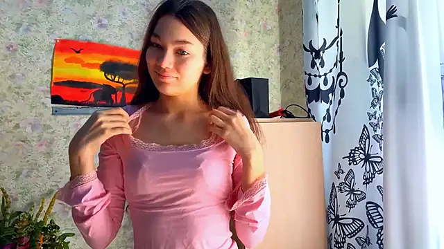 Cuteviola online show from April 1, 2:56 am