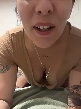 anonyme hot47 online show from May 17, 7:46 pm