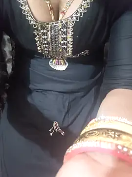 BellaxTrans online show from June 8, 9:10 am