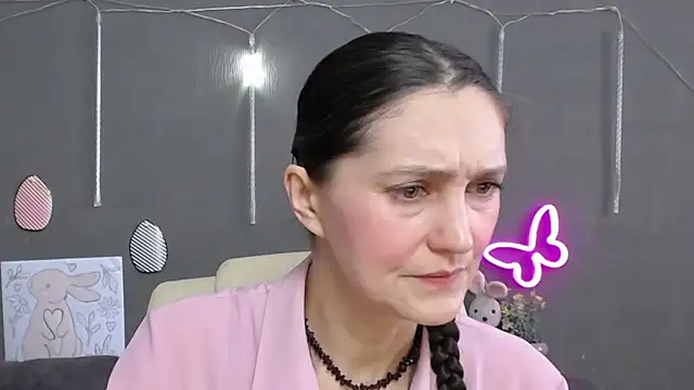 TayaFinch online show from April 2, 12:13 pm