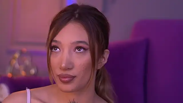 SiennaJayden online show from October 6, 5:40 pm