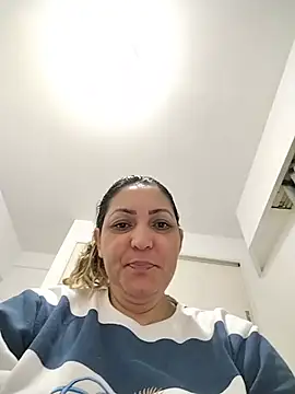 Lunita86 online show from August 6, 1:40 pm
