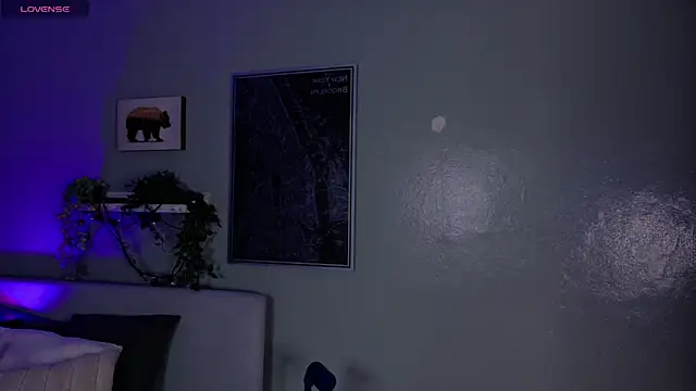 KeendraFox  online show from April 6, 10:16 am