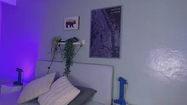 KeendraFox  online show from March 29, 11:09 am