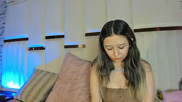 ANLLELOAndANGELA online show from April 11, 5:16 pm