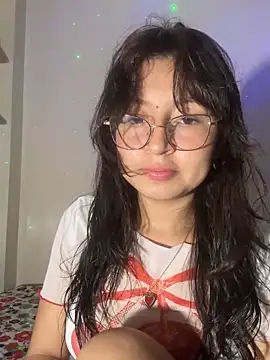 Noamilk online show from April 2, 8:12 am