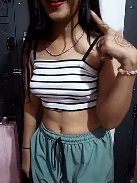 Baby girl67 online show from October 29, 7:05 pm