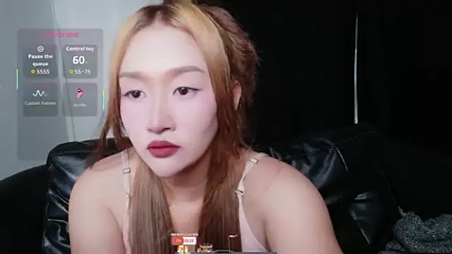 Lalacream12 online show from March 8, 7:01 am