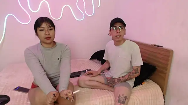 zoe-mate14 online show from April 17, 7:43 am