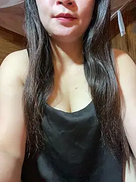 violet-00 online show from May 15, 10:56 pm