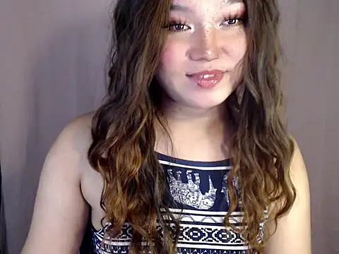 Eyes-on-me online show from November 25, 5:48 pm