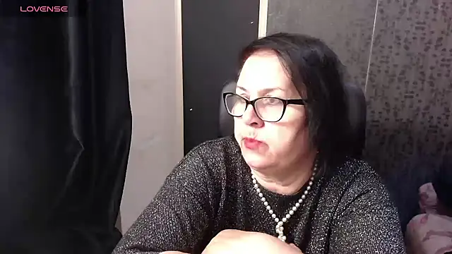 MissSanjanne online show from April 21, 2:51 am