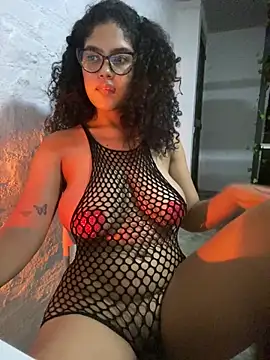 miiabrown18 online show from July 2, 9:04 am