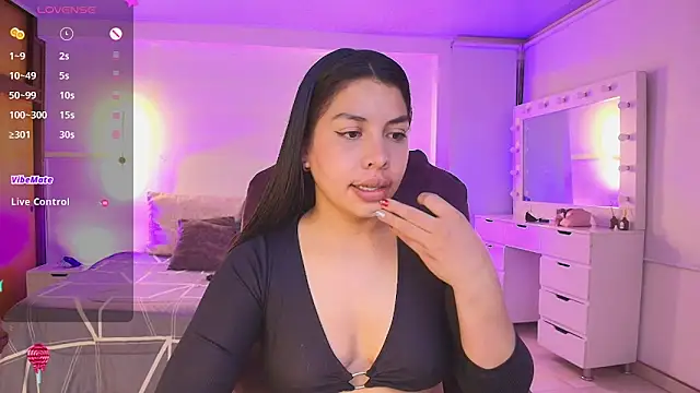 kloe28 online show from March 22, 8:42 am