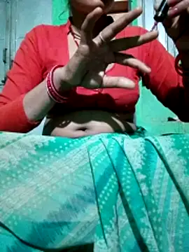 Hot rieal6 online show from April 8, 3:25 pm