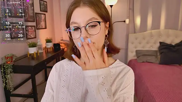 Bubblegum Babe  online show from November 20, 2:12 am