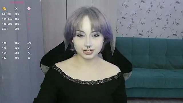 LeisaHopperstad online show from May 30, 12:58 pm