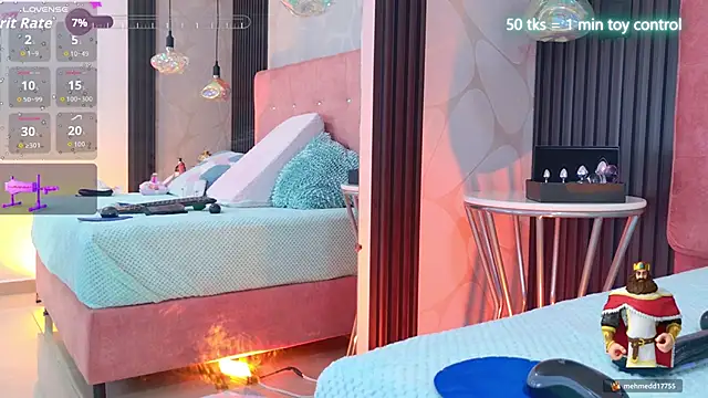 LiaTeylor online show from March 30, 7:35 pm