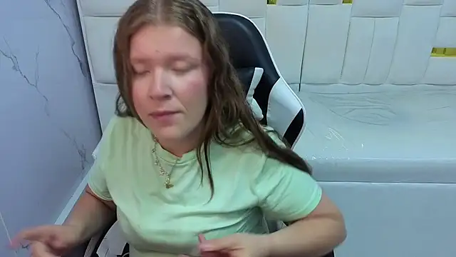 carla tp online show from November 19, 1:44 pm