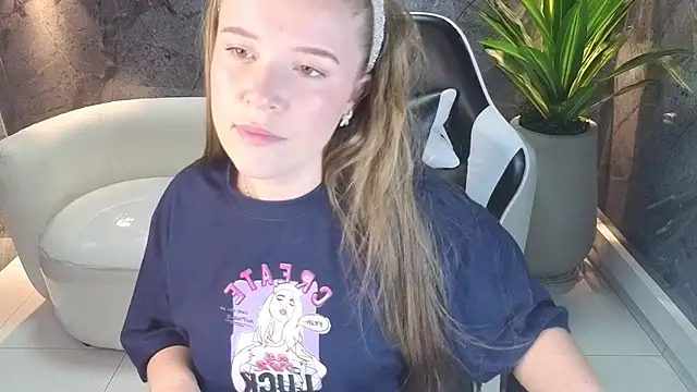 carla tp online show from November 1, 1:37 pm