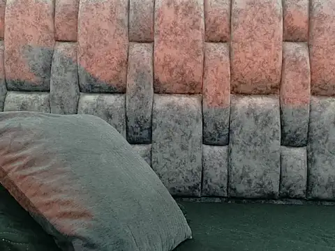 Ana lane online show from October 2, 9:09 pm