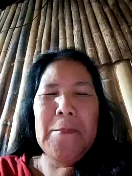 milagrose rose online show from November 13, 8:30 pm