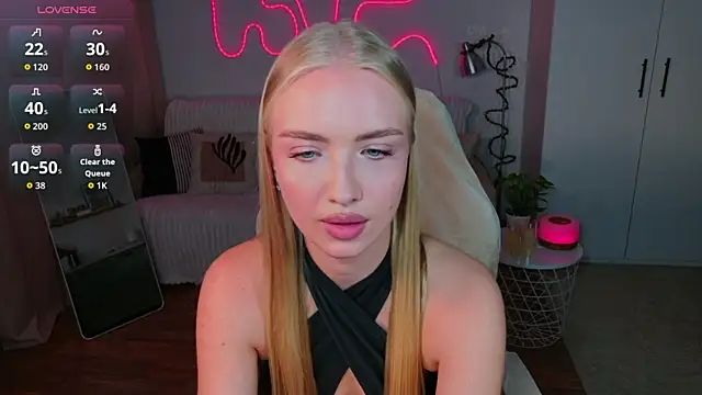 TessaGrays online show from May 29, 2:48 pm