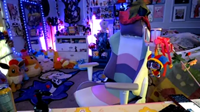 plushienova online show from May 5, 6:44 pm