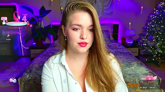 EmilyWhispers online show from December 4, 7:47 pm