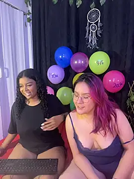 mitschellfox21 online show from March 12, 5:10 am