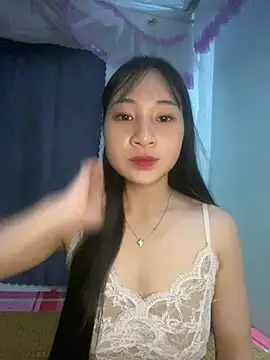 banlinh004 online show from July 24, 2:37 pm