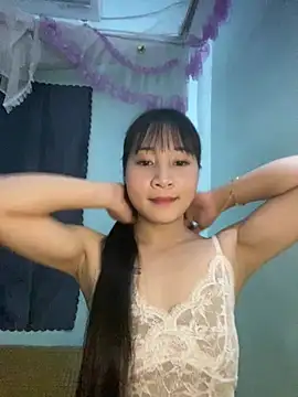 banlinh004 online show from June 17, 2:40 pm
