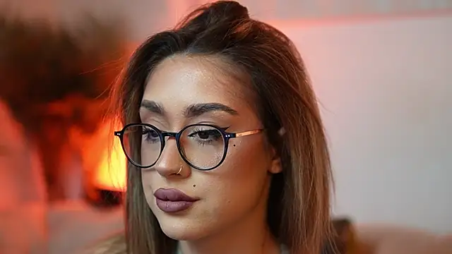 AileenKiss online show from April 17, 8:00 pm