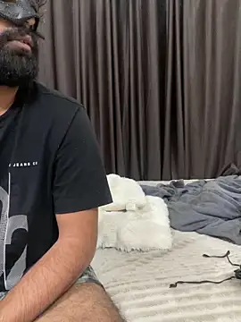 vickyandtania online show from February 4, 4:54 pm