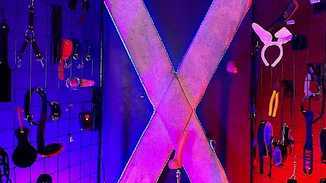 mranii queen bdsm  online show from January 15, 4:18 am