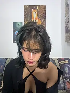 sukulaurens online show from May 29, 6:22 am