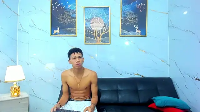 Little nicoll online show from May 31, 8:32 pm