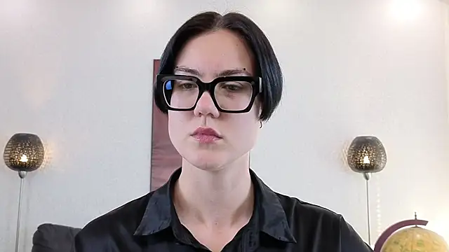 Marie Fitch online show from April 17, 3:30 am