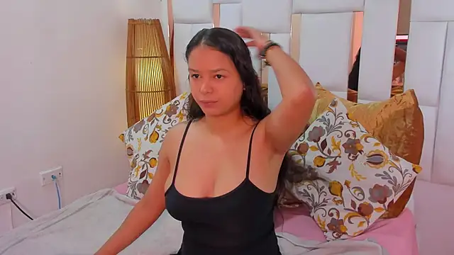 kaorybliss online show from May 29, 3:37 am