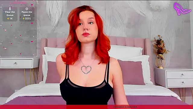 ClaireMathis online show from November 3, 2:54 pm