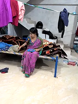 funnight4ubaby8456 online show from April 5, 5:12 pm