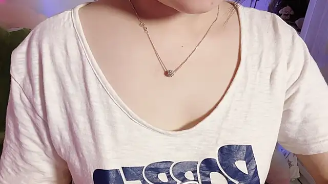 BeChinh Lee online show from April 6, 2:51 pm