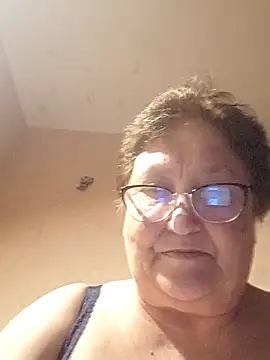 Katherine735 online show from May 19, 8:49 pm