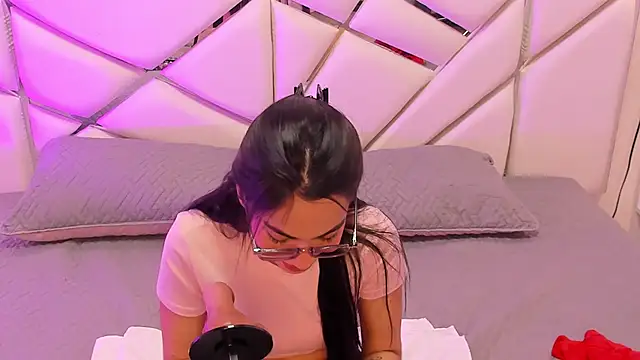 GabbiePrice online show from May 31, 3:07 pm