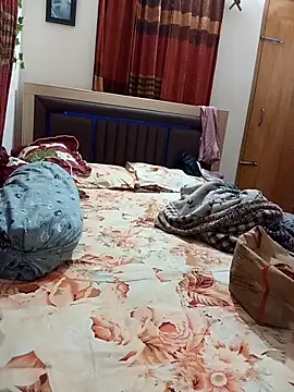 Tanha18 online show from March 22, 12:44 pm