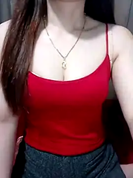 LeanaLy online show from April 13, 12:12 am