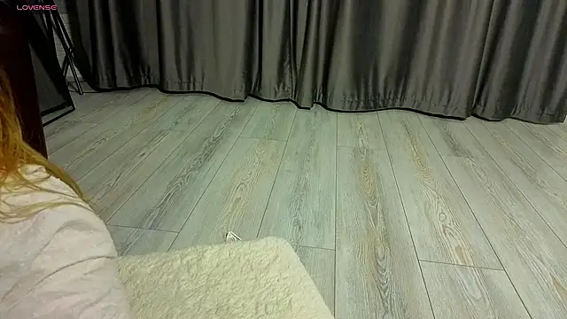 MissPompadure online show from February 14, 9:06 pm