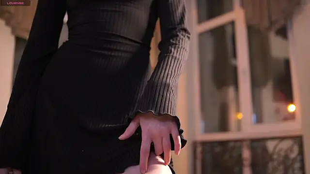 Erosyne online show from April 9, 5:07 pm