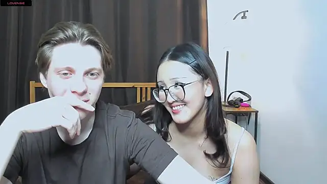 Blossomandbee online show from January 7, 11:30 pm